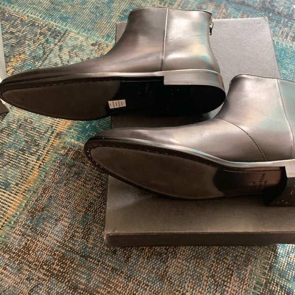 Saint Laurent black leather boots main image 8